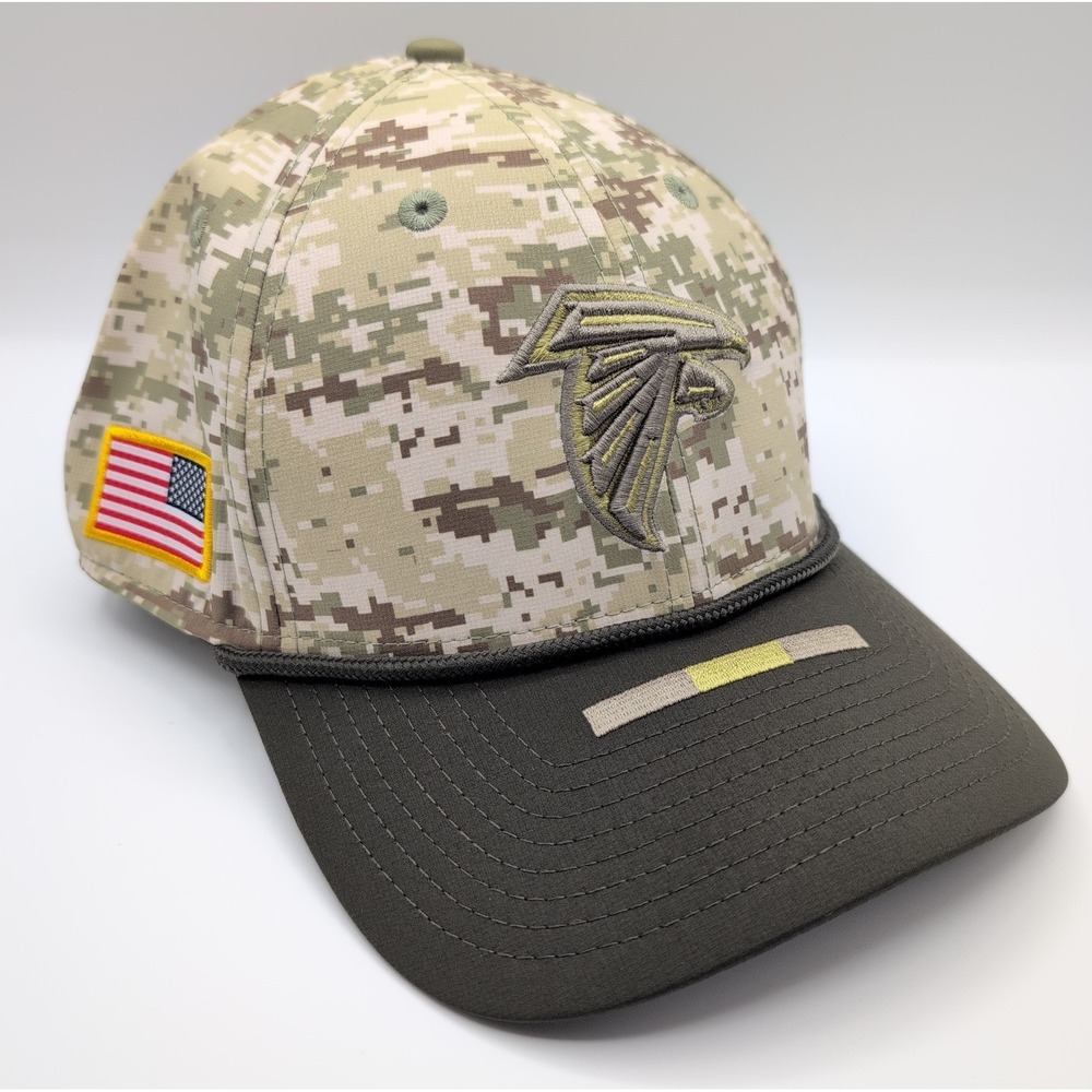 New Era Atlanta Falcons Salute to Service 39THIRTY Flex Hat Medium/Large Camo